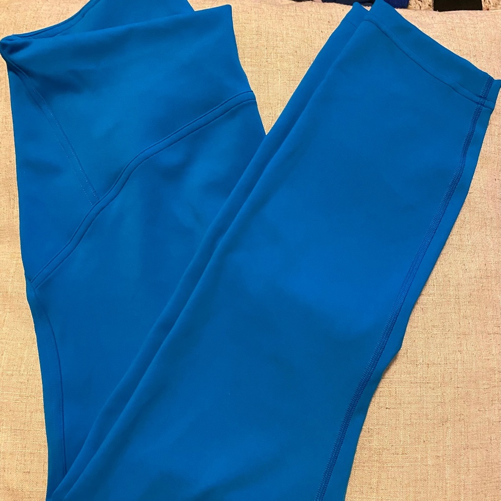 Lululemon high rise Instill leggings 8 - Picture 2 of 2